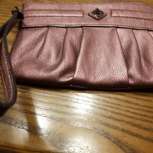 Vera Wang Simply Vera Clutch good Shape